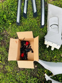 Interiér Audi A4 - B8 - Tapacir, madlá, clonítka, spatné zrk - 4