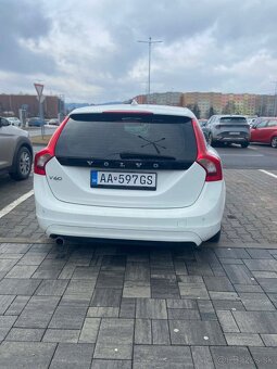 Volvo V60 - 4