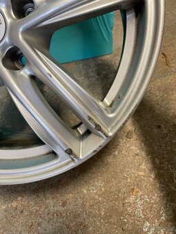 5x114,3 R17 + TPMS - 4