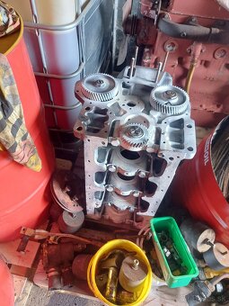 6x motor Zetor LKT - 4
