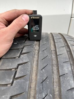 Continental PremiumContact6 235/40 R19 - 4