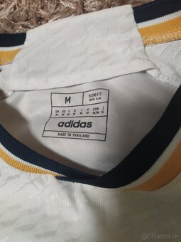 Real Madrid dres (bez čísla) - 4