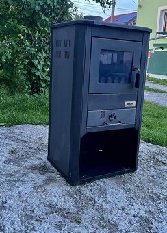Predám krbove kachle 9 kW - 4