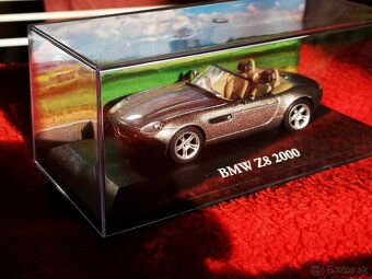 Predám kovový model auta BMW Z8 2000, 1:43 - 4