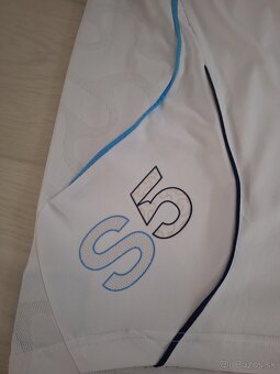 Biele tričko značky Umbro - 4