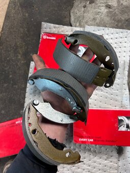 Brzdové čeľuste BREMBO - 4