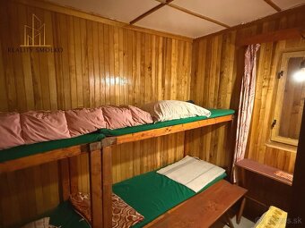 EXKLUZÍVNE NA PREDAJ – REKREAČNÁ CHATA V RUSKEJ NOVEJ VSI, O - 4