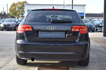 Audi A3 Sportback 2.0 TDI DPF Attraction S tronic - 4