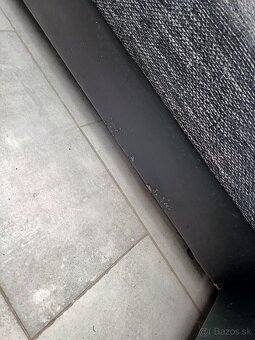 Sedačka so stolíkom - 4