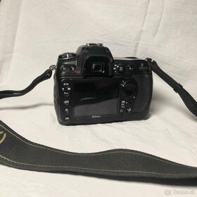 Fotoaparat Nikon D300 - 4