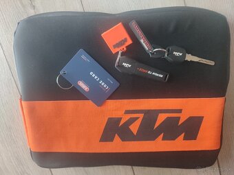 KTM 890 adventure R - 4