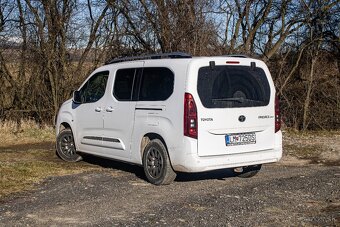 Toyota Proace City Verso 1.5 D-4D 100 Short Family Comfort - 4