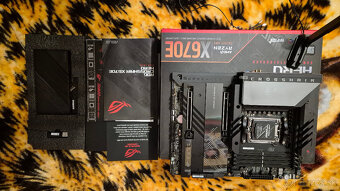 Predam MB Asus ROG CROSSHAIR X670E HERO - 4