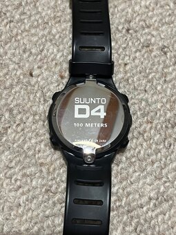 Predám potápačský počítač SUUNTO D4 - 4