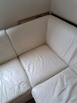 Darujem bielu rozkladaciu koženú sedaciu súpravu - 4