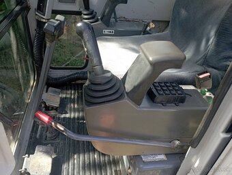 Minibager Takeuchi TB 016 - 4