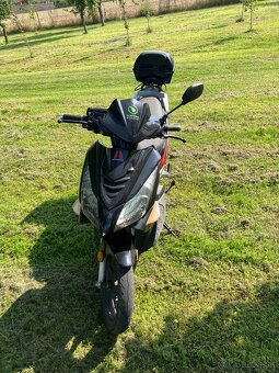 Predám elektroskuter akumoto s spz výborný na hríby - 4