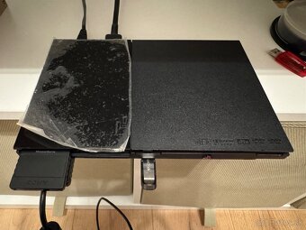Playstation 2 Slim + príslušenstvo - 4