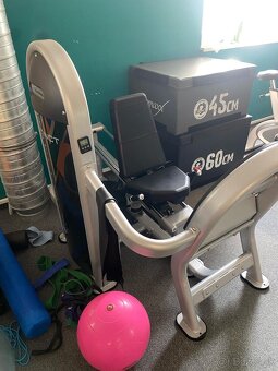 Legpress nautilus - 4
