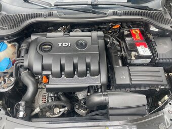 Škoda Octavia combi 2.0tdi - 4