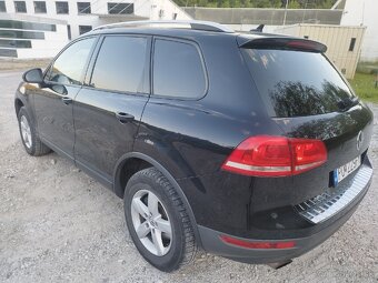 Volkswagen Touareg 3.0 tdi 4x4 - 4
