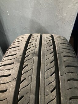 195/50R15 - 4