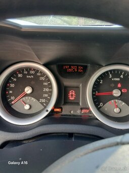 Renault megane 1.6 16v - 4