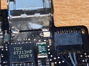 Macbook 820-2936-A nefunkčná základná doska + repro + anténa - 4