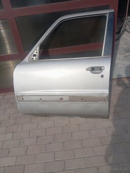 Dvere Nissan patrol - 4