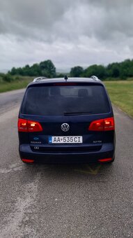 Volkswagen Touran 2.0 TDI Comfortline 103 kw - 4