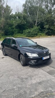 Škoda Octavia Combi 2.0 TDI CR DPF RS - 4