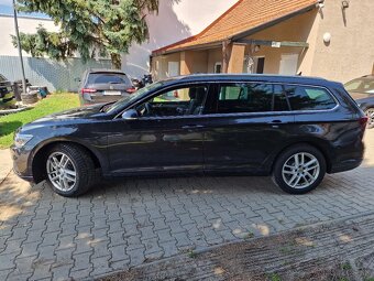 Volkswagen Passat Variant 2.0 TDi EVO Eleg. DSG 150k diesel - 4