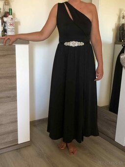 Čierne šaty na jedno rameno s opaskom, veľkosť M - 4