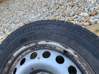 Predám koleso 195/65 R16 C - 4