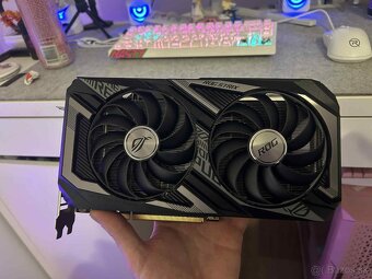 ROG Strix Radeon™ RX 6650 XT 8gb - 4
