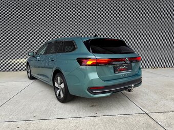 Passat Variant 1.5 e-TSi DSG 110 kW - 4