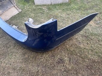 Zadný naraznik vw passat b6 combi - 4