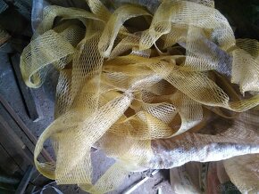 Juta ochrana na mladé stromčeky. - 4