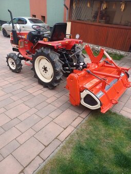YANMAR F17D - 4