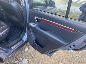 Hyundai Santa Fe 2.0 - 4