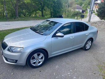 Škoda Octavia 1.6 TDI Elegance Max R.V.2015 - 4