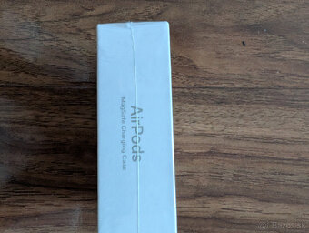 AirPods 3 - 4