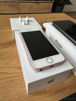Apple iPhone, Watch, Airpods - 4