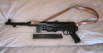 MP40 - replika - 4