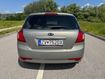 KIA CEED 1.4 77kW ( benzín) REZERVOVANÉ - 4