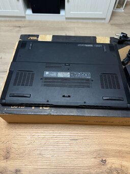 Predám ASUS TUF Dash F15 - i7/RTX 3050 Ti/16 GB RAM/1 TB SSD - 4