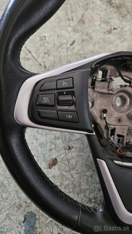 volant F48 BMW X1 - 4