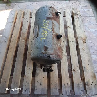 Predám rôzne vzduchojemy z V3S - 4