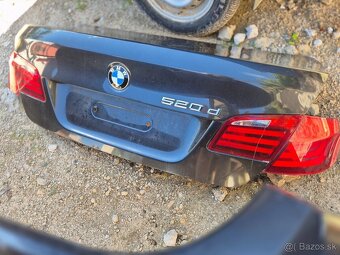 Predám zadný kufor pre BMW F10 sedan - 4