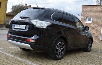 Mitsubishi Outlander 2.2 Diesel, Instyle, Automat,4x4,7sedad - 4